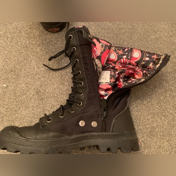 Palladium Pampa Tactical Black Boots, Size 8 EXCELLENT CONDITION - Picture 5 of 9